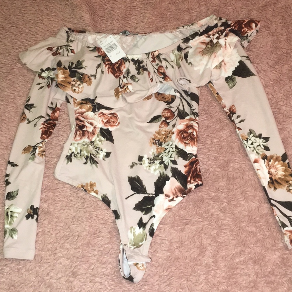 longsleeve off the shoulder floral bodysuit